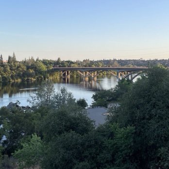 Crawdads on the Lake - Cajun/Creole Near Me - Folsom, California Crawdads on the Lake - Cajun/Creole Near Me - Folsom, California