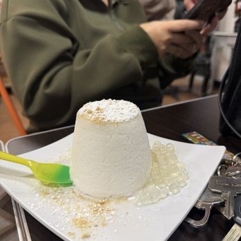 Vampire Penguin - Lemon Bar - Desserts Near Me - Fresno, California Vampire Penguin - Lemon Bar - Desserts Near Me - Fresno, California