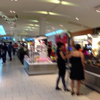 Dadeland Mall - Shopping Centers Near Me - Miami, Florida