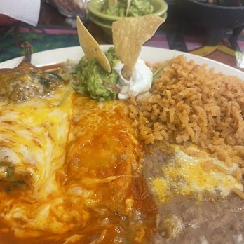 El Molcajete Authentic Mexican Food - Chile relleno and cheese enchilada dinner. - Mexican Near Me - Orem, Utah El Molcajete Authentic Mexican Food - Chile relleno and cheese enchilada dinner. - Mexican Near Me - Orem, Utah