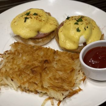 The Grand Restaurant & Lounge - Eggs Benedict - Lounges Near Me - Spokane Falls, Washington The Grand Restaurant & Lounge - Eggs Benedict - Lounges Near Me - Spokane Falls, Washington