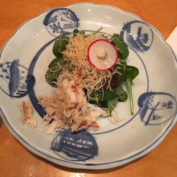 Asanebo - Baby spinach salad with Dungeness crab and shredded fried potatoes - Sushi Bars Near Me - Studio City, California
