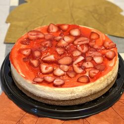 The Original Mommie Helen's Bakery - Strawberry Cheesecake
