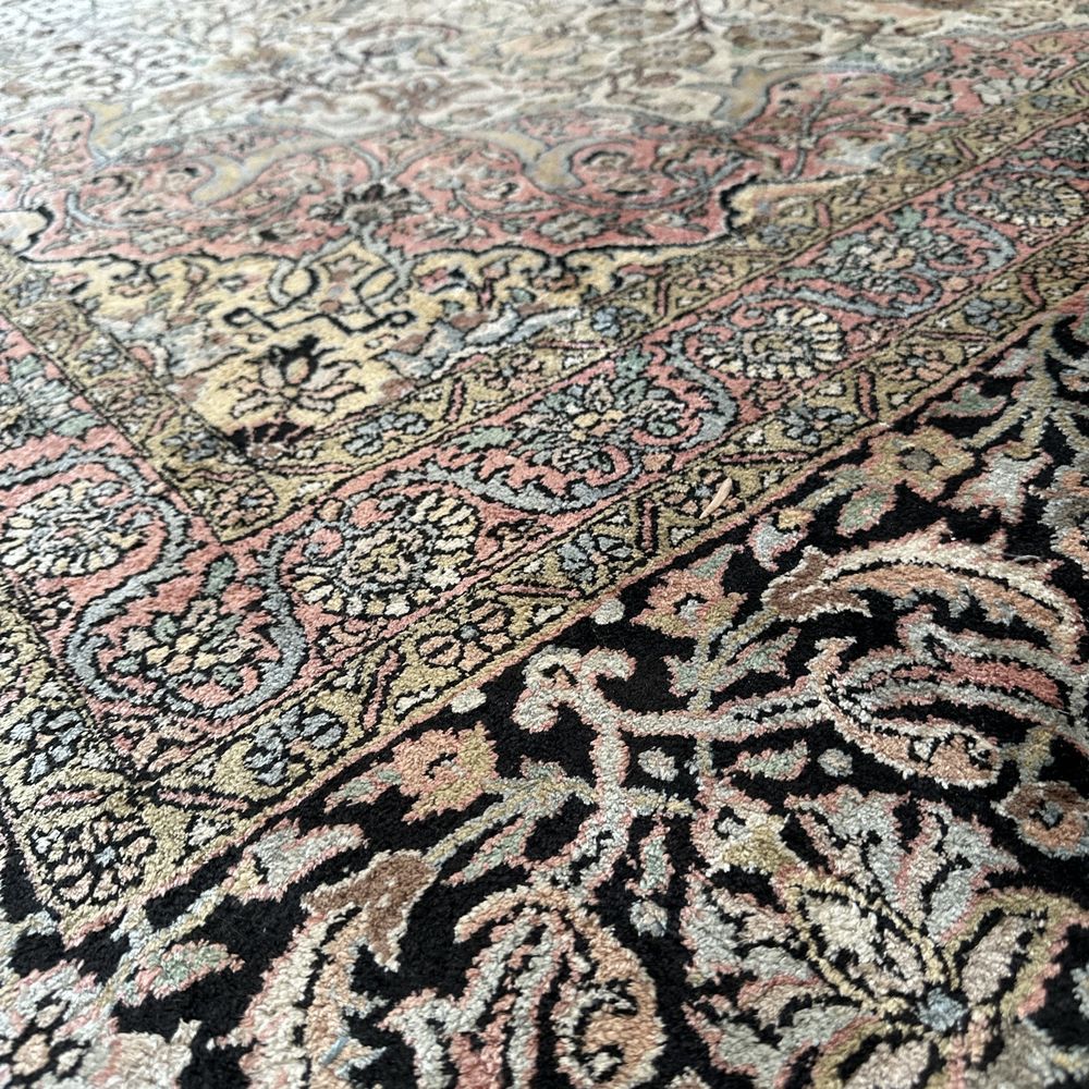 Perfectly clean rug Perfectly clean rug