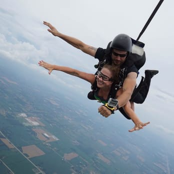 Skydive Midwest Skydiving Center - Flying! - Skydiving Near Me - Sturtevant, Wisconsin
