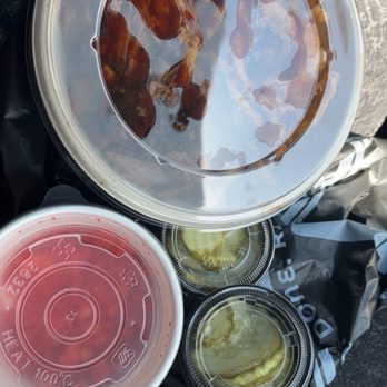 Smoke & Fire Social Eatery - Side of Pickles Mac and Cheese 1/2 Lb Sliced Brisket/ build your own bowl - Comfort Food Near Me - Paramount, California
