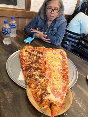 Pizza Barn by null