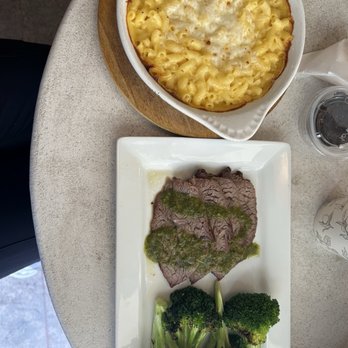Aubergine Kitchen - Tri MAC'N CHEESE TRI-TIP PLATE - Breakfast & Brunch Near Me - Mesa, Arizona Aubergine Kitchen - Tri MAC'N CHEESE TRI-TIP PLATE - Breakfast & Brunch Near Me - Mesa, Arizona