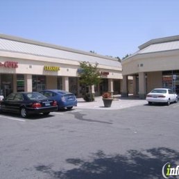 Exterior outside entrance of Mann's Chinese Cuisine - The restaurant - Concord, California Exterior outside entrance of Mann's Chinese Cuisine - The restaurant - Concord, California