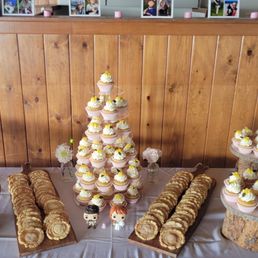 Our dessert table for the wedding!