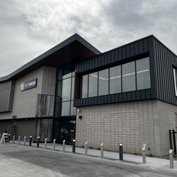 Flanker Kitchen + Sports Bar - Exterior View