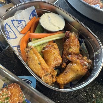 Topgolf - Lemon pepper chicken - Golf Near Me - Burlingame, California