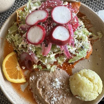 Picanta Mexican Kitchen - Enchiladas rojas de pollo - Mexican Near Me - Las Vegas, Nevada Picanta Mexican Kitchen - Enchiladas rojas de pollo - Mexican Near Me - Las Vegas, Nevada