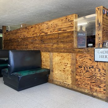 1028 W MoJam's BBQ - Booths - Barbeque Near Me - Columbus, Mississippi 1028 W MoJam's BBQ - Booths - Barbeque Near Me - Columbus, Mississippi