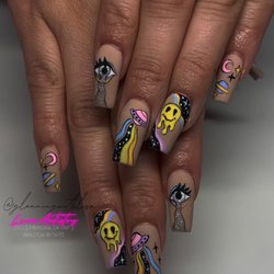 Luxe Artistry - Detailed acrylic fullset