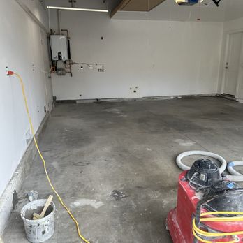CA Resurfacing - Old garage floor - Flooring Near Me - Orange, California CA Resurfacing - Old garage floor - Flooring Near Me - Orange, California