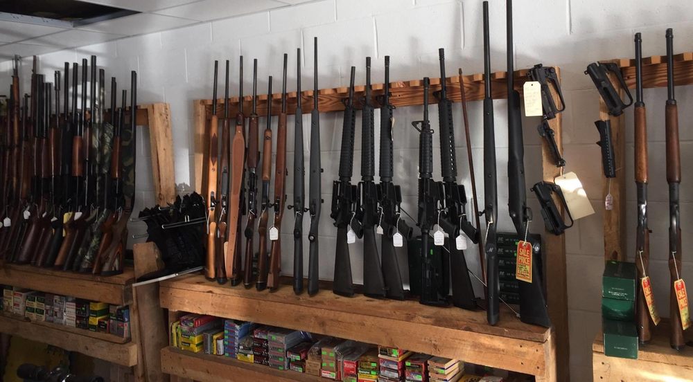 STRAIGHT SHOOTERS GUNS AND AMMO Updated September 2024 182 S Main St, Cleveland,