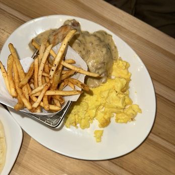 Urban Egg - Downtown Denver - Breakfast & Brunch Near Me - Denver, Colorado
