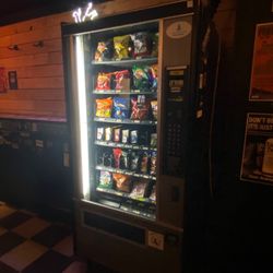 Reggie's 42nd Street Tavern