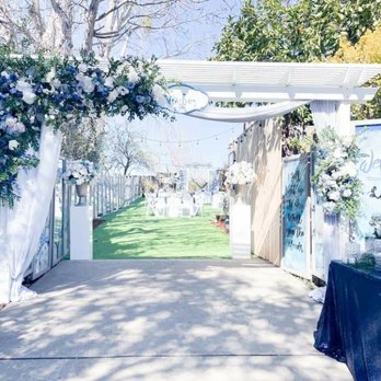 CL Decor - Decor of arch and guest sign in table. The glass panels were created by our family. - Wedding Planning Near Me CL Decor - Decor of arch and guest sign in table. The glass panels were created by our family. - Wedding Planning Near Me