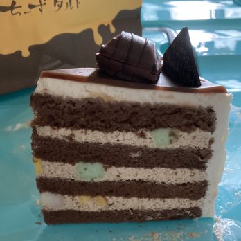麵包秀 - Chestnut cake ($30) was okay - Bakeries Near Me - Hong Kong, HK