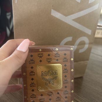 Macy's - Thank you Greta Peleshyans for the friendly service, I am very pleased. - Department Stores Near Me - Glendale, California Macy's - Thank you Greta Peleshyans for the friendly service, I am very pleased. - Department Stores Near Me - Glendale, California