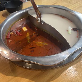 Hotpot Nation 鍋天下 - Med spicy, Shiitake Mushroom Chicken Pot - Hot Pot Near Me - Richmond, California Hotpot Nation 鍋天下 - Med spicy, Shiitake Mushroom Chicken Pot - Hot Pot Near Me - Richmond, California