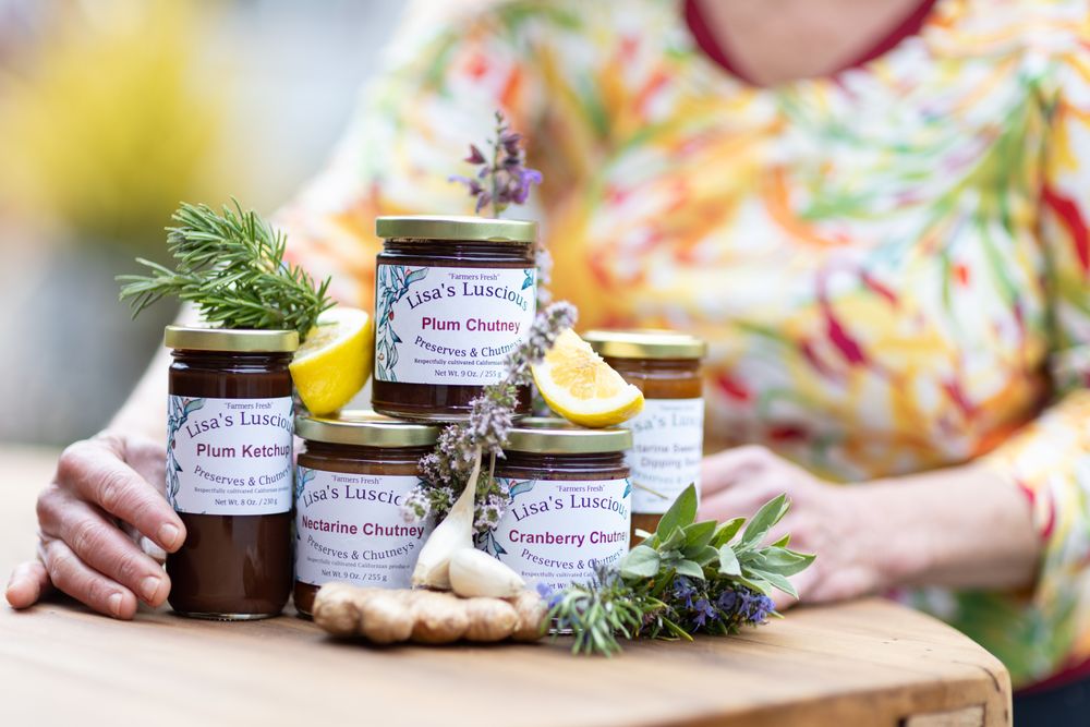 Lisa's Luscious Kitchen Logo