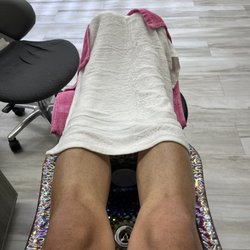 PINK PETALS NAIL SPA - Spa pedicure.