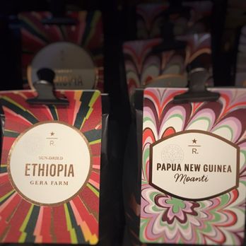 Starbucks - Coffee & Tea Near Me - Lincolnwood, Illinois Starbucks - Coffee & Tea Near Me - Lincolnwood, Illinois