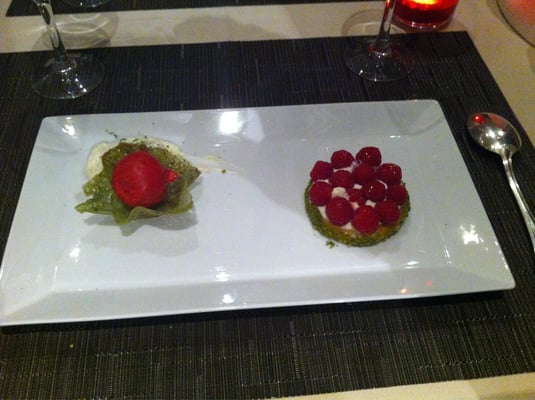 Château de Villiers-le-Mahieu by null