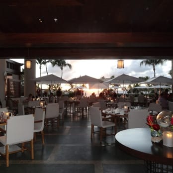 Cane & Canoe - Cocktail Bars Near Me - Lahaina, Hawaii