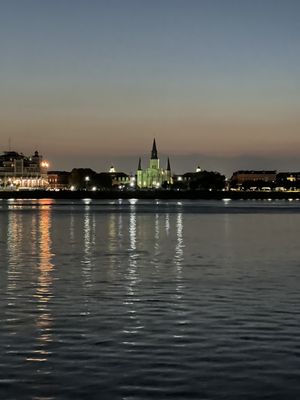 Paddlewheeler Creole Queen by null