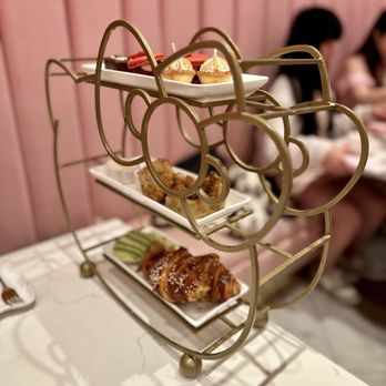 Hello Kitty Cafe - Cafes Near Me - Irvine, California