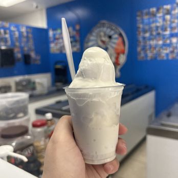 Adam's italian ice - Coconut and vanilla gelato - Ice Cream & Frozen Yogurt Near Me - Orlando, Florida Adam's italian ice - Coconut and vanilla gelato - Ice Cream & Frozen Yogurt Near Me - Orlando, Florida