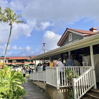 Hanalei Bread Company - Queue outside starting to get long by 8:30am! - Breakfast & Brunch Near Me - Hanalei, Hawaii Hanalei Bread Company - Queue outside starting to get long by 8:30am! - Breakfast & Brunch Near Me - Hanalei, Hawaii