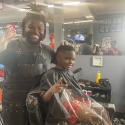 Vj's Cutz & Styles - Awesome and attentive barber