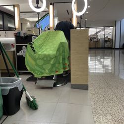 EMB Barbershop - Emb Barbershop