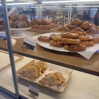 Paris Baguette - Bakeries Near Me - Atlanta, Georgia Paris Baguette - Bakeries Near Me - Atlanta, Georgia