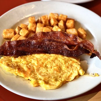 The Egg Bistro - Breakfast & Brunch Near Me - Virginia Beach, Virginia
