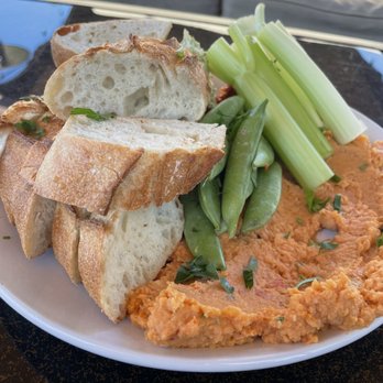 Miramonte Winery - Bread spread - Wineries Near Me - Temecula, California Miramonte Winery - Bread spread - Wineries Near Me - Temecula, California