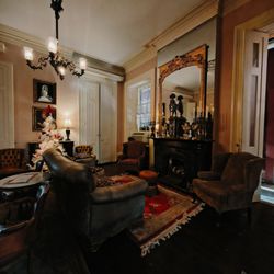 Olivier House Hotel - Parlor