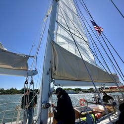 Yorktown Sailing Charters - The incredible Alliance II crew making sailing a breeze!
