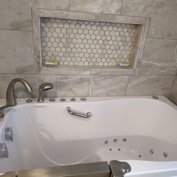 Ella's Bubbles - Kitchen & Bath Near Me - Chicago, Illinois Ella's Bubbles - Kitchen & Bath Near Me - Chicago, Illinois