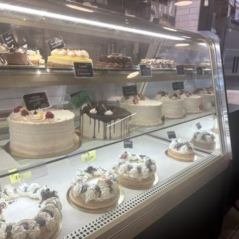 Fratelli Authentic Italian Baking - Bakeries Near Me - Vancouver, British Columbia