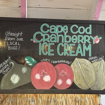 Lazy Sundaes Ice Cream - Cranberry ice cream - Ice Cream & Frozen Yogurt Near Me - Cataumet, Massachusetts