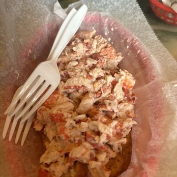 Garbo's Grill - Lobster roll - Food Trucks Near Me - Key West, Florida Garbo's Grill - Lobster roll - Food Trucks Near Me - Key West, Florida