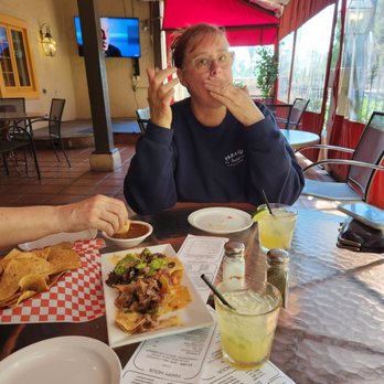 Rancho El Agave - Happy hour margaritas, pork nachos and chips & salsa - Music Venues Near Me - Vista, California