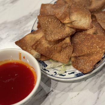Darda Seafood Restaurant - Fried Beef Dumpling. It has a hint of beef but not much at all. - Chinese Near Me - Milpitas, California Darda Seafood Restaurant - Fried Beef Dumpling. It has a hint of beef but not much at all. - Chinese Near Me - Milpitas, California