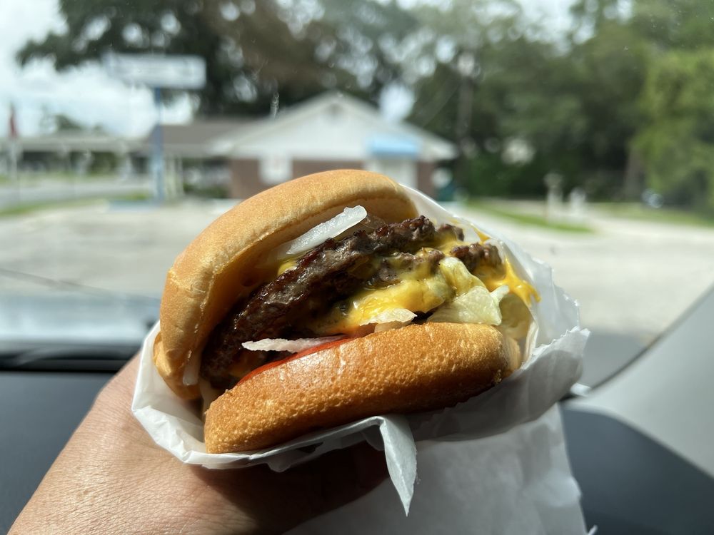Burger Barn Logo